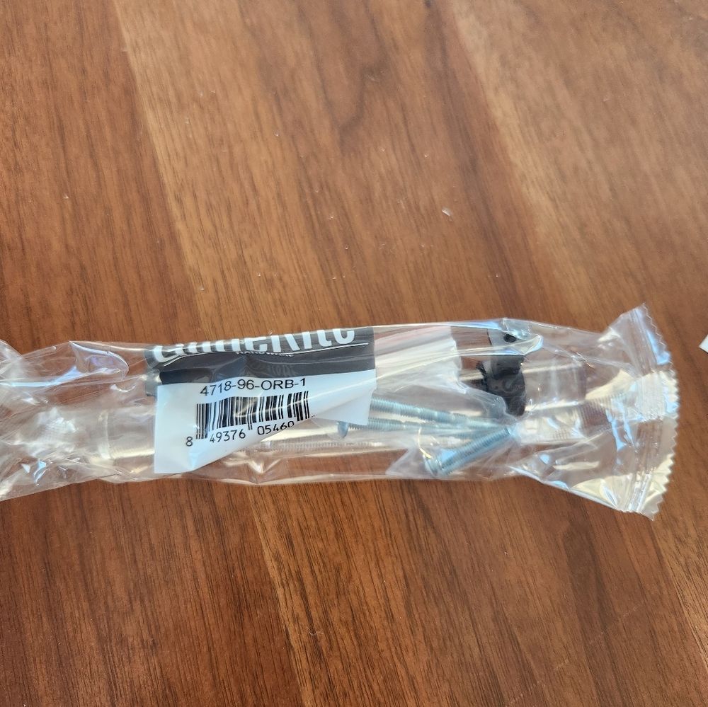 Clear Drawer Pull - Picture 4 of 4